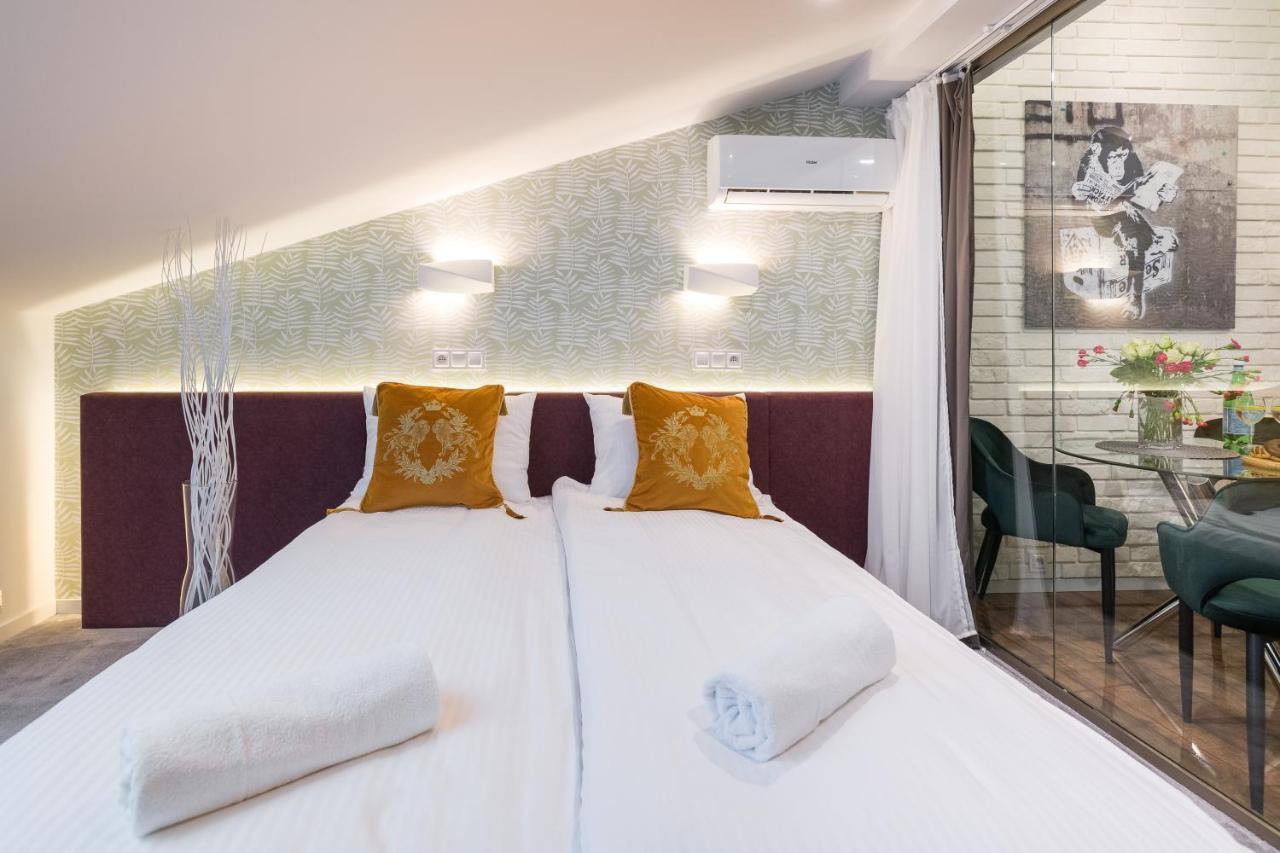 Deluxe In Cracow - Old Town&cracow Kazimierz Apartment *